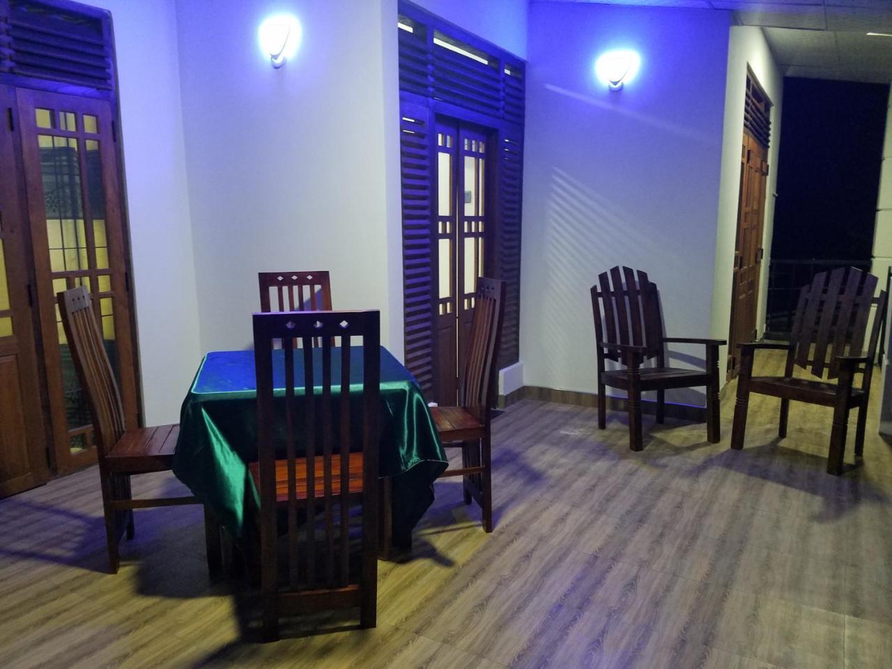 Yashumi Homestay Дамбулла Экстерьер фото