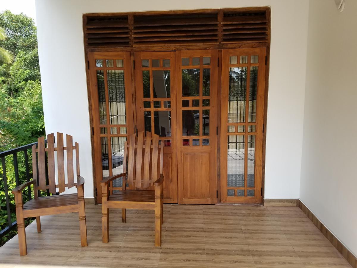 Yashumi Homestay Дамбулла Экстерьер фото